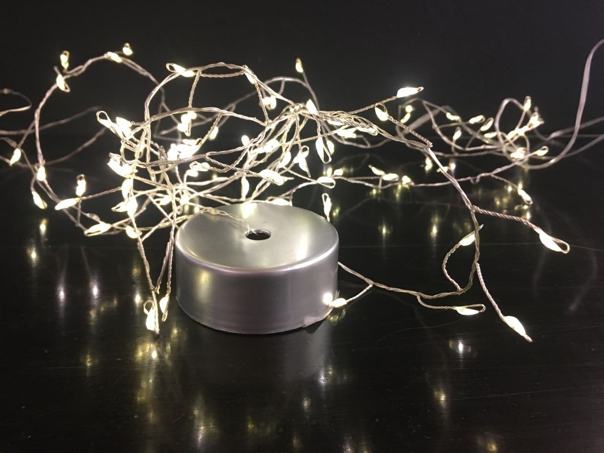 Conzept Klyngelyswire med 100 LED lys