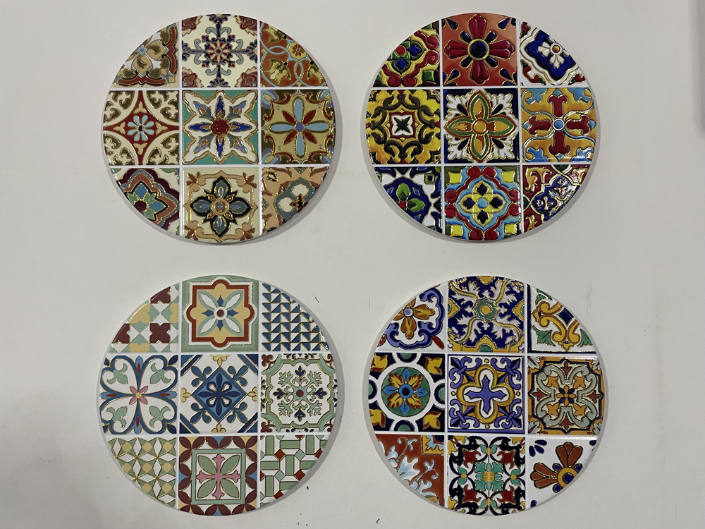 Bordskåner i keramik Ø 20 cm. assorteret