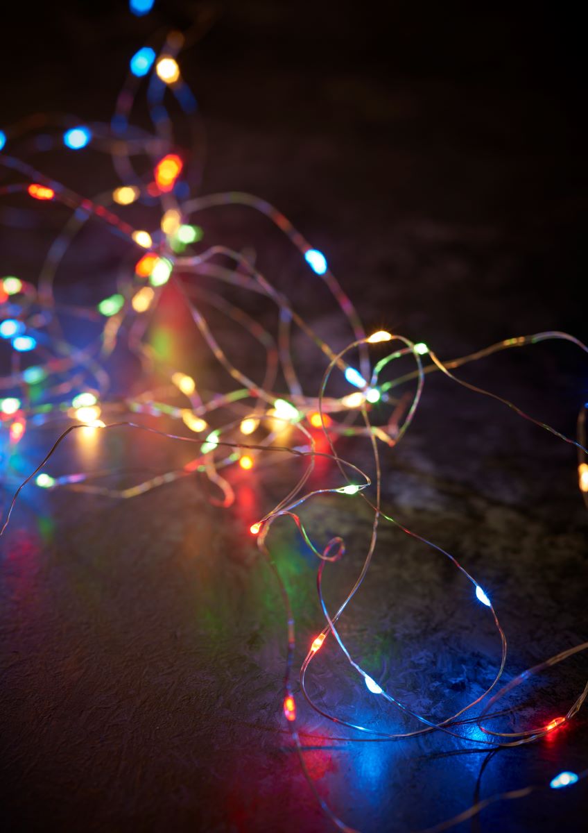 Wirelyskæde til batteri med multifarvede LED lys og 8/16 timer - 80 LED