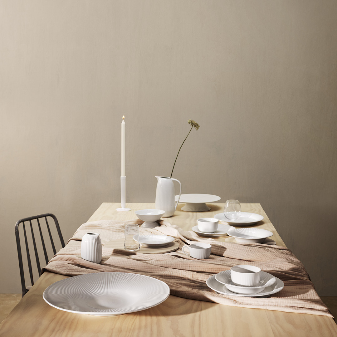 KAH_brandphoto_692210-692213_Hammershoi_plates_different_sizes_1080x1080