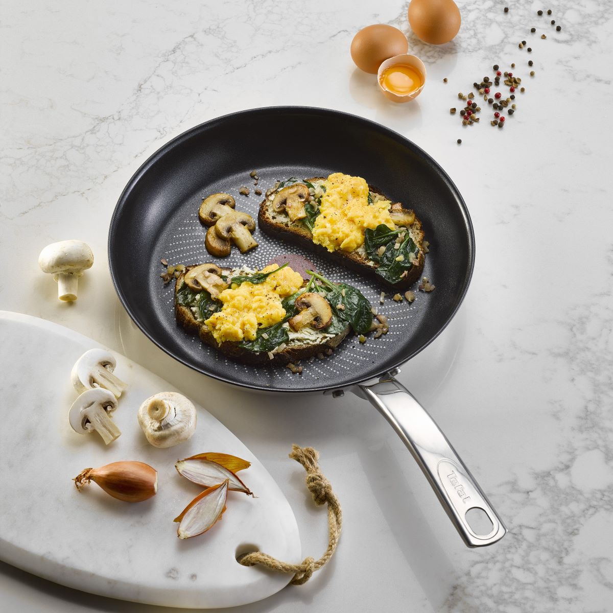 B8170444_02_Styling01