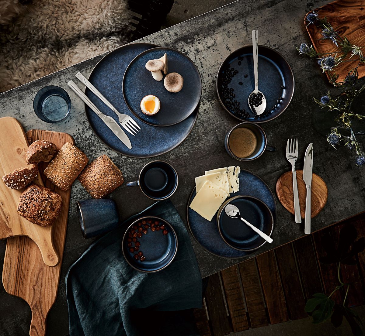 Raw krus med hank 35 cl. - midnight blue stentøj