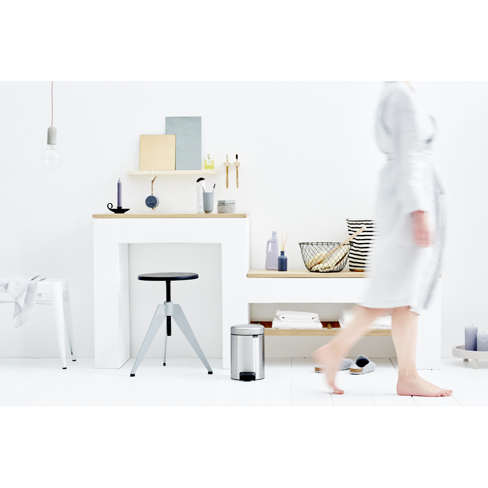 Newicon Pedalspand 3L Matt Steel Fingerp