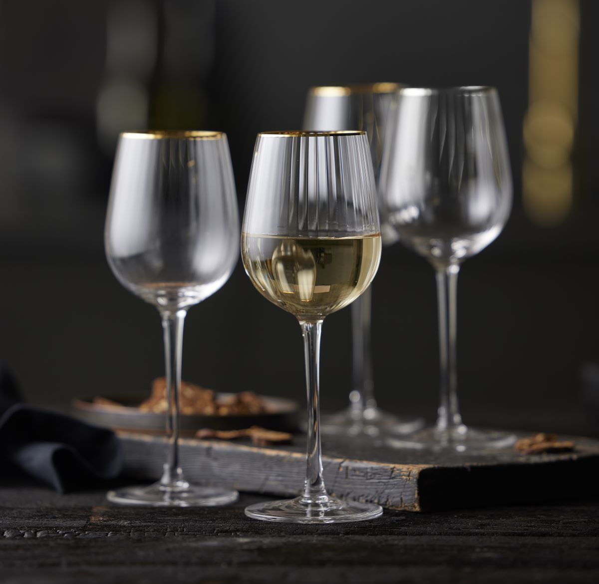 Hvidvinsglas Palermo Gold 30 cl 4 stk.