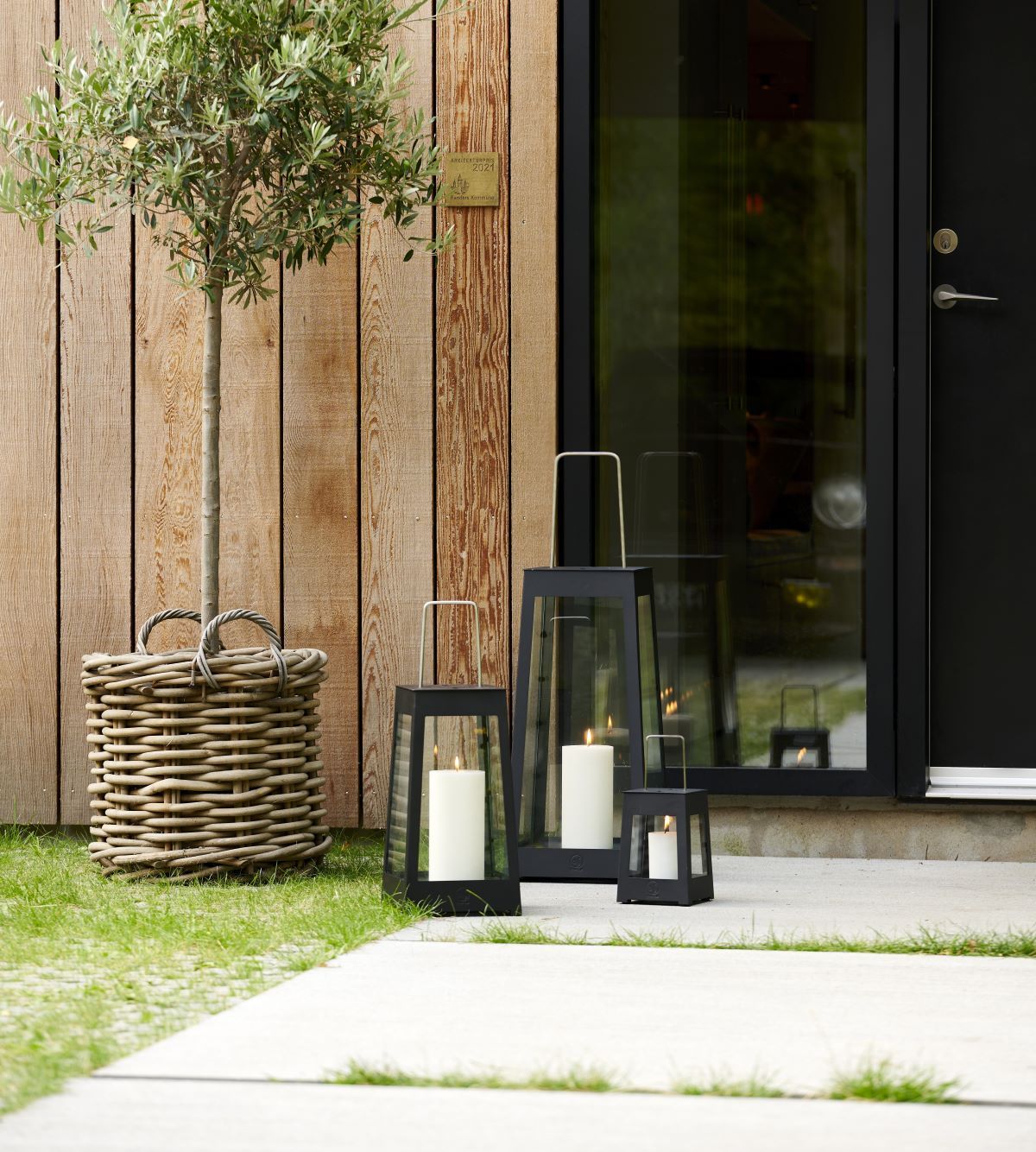 5722000142737_env_4_2202_1920x1920