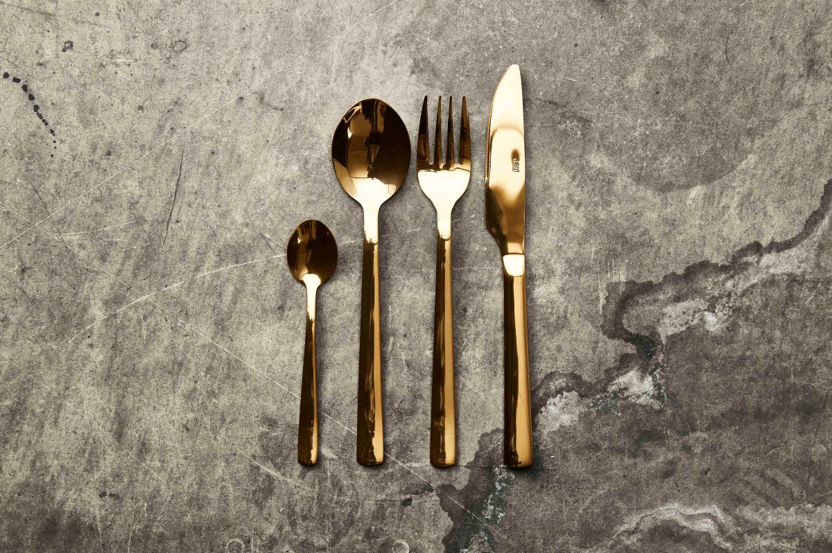 Raw bestiksæt 24 dele - guld